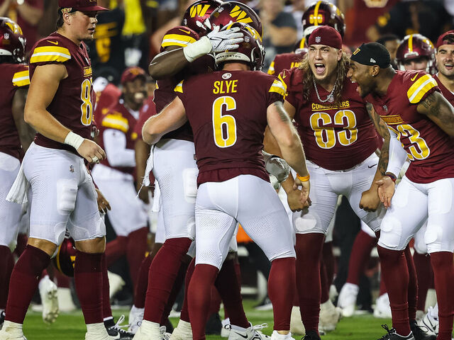 Washington Redskins Punting Out of End Zone vs Baltimore Colts