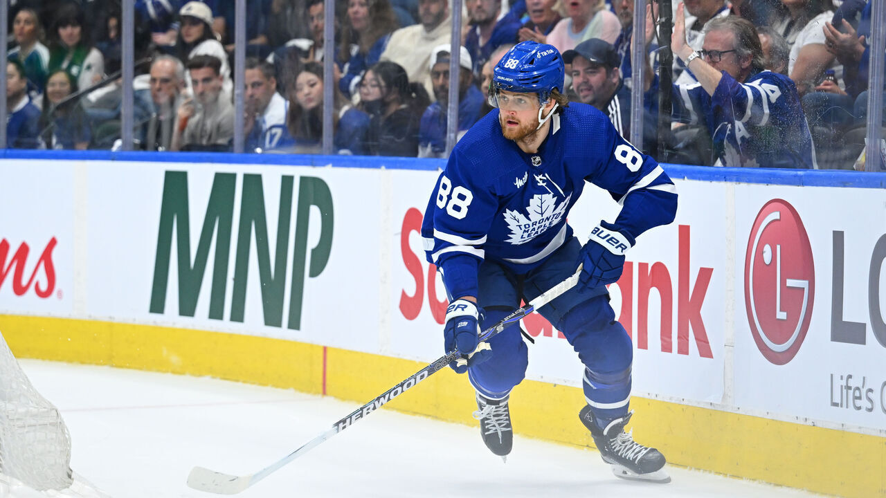 TORONTO, ON - MAY 12: Toronto Maple Leafs right wing William Nylander (88) collects the puck from behind the Toronto Maple Leafs goal during the second period of game 5 in the Eastern Conference Second Round between the Florida Panthers and the Toronto Maple Leafs on May 12, 2023, at Scotiabank Arena in Toronto, ON, Canada.