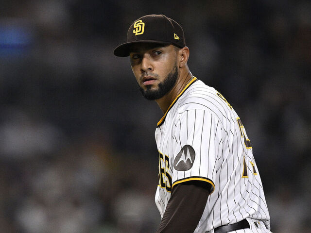 Padres closer Suarez opts out of deal to join free agency | theScore.com