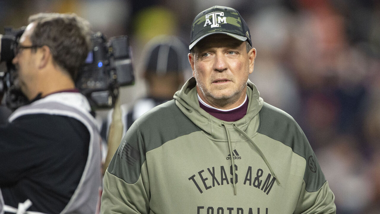 AUBURN, ALABAMA - NOVEMBER 12: Head coach Jimbo Fisher of the Texas A&M Aggies prior to their game against the Auburn Tigers at Jordan-Hare Stadium on November 12, 2022 in Auburn, Alabama.