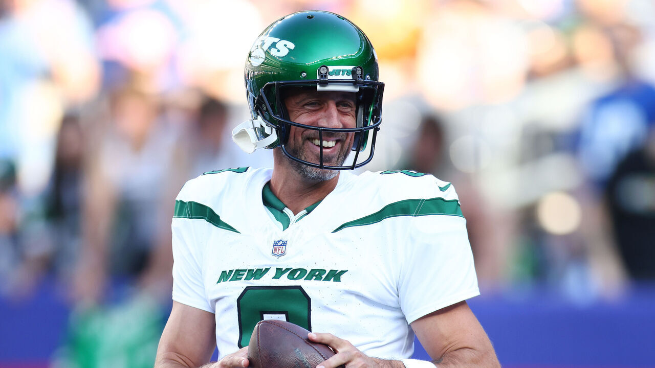 EAST RUTHERFORD, NEW JERSEY - AUGUST 26: Aaron Rodgers #8 of the New York Jets warms up prior to the game against the New York Giants at MetLife Stadium on August 26, 2023 in East Rutherford, New Jersey.