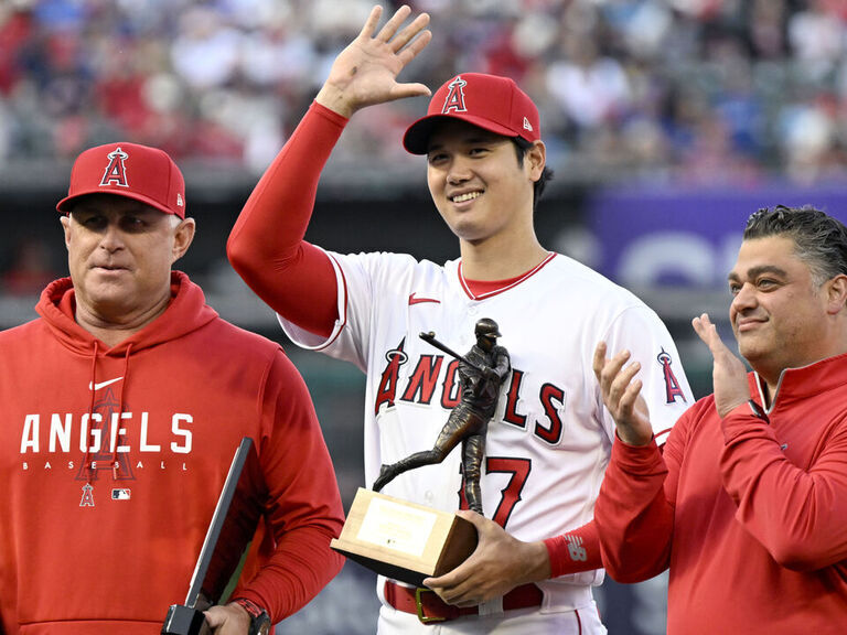 MIAMI, FL - JULY 05: Los Angeles Angels designated hitter Shohei Ohtani  (17) looks on in the dugout during an MLB game against the Miami Marlins on  July 5, 2022 at LoanDepot