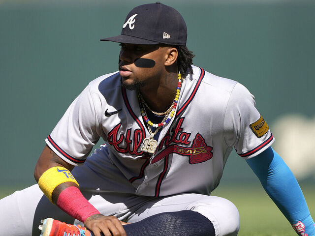 Braves: Ronald Acuna Jr. leaves game vs Marlins with injury