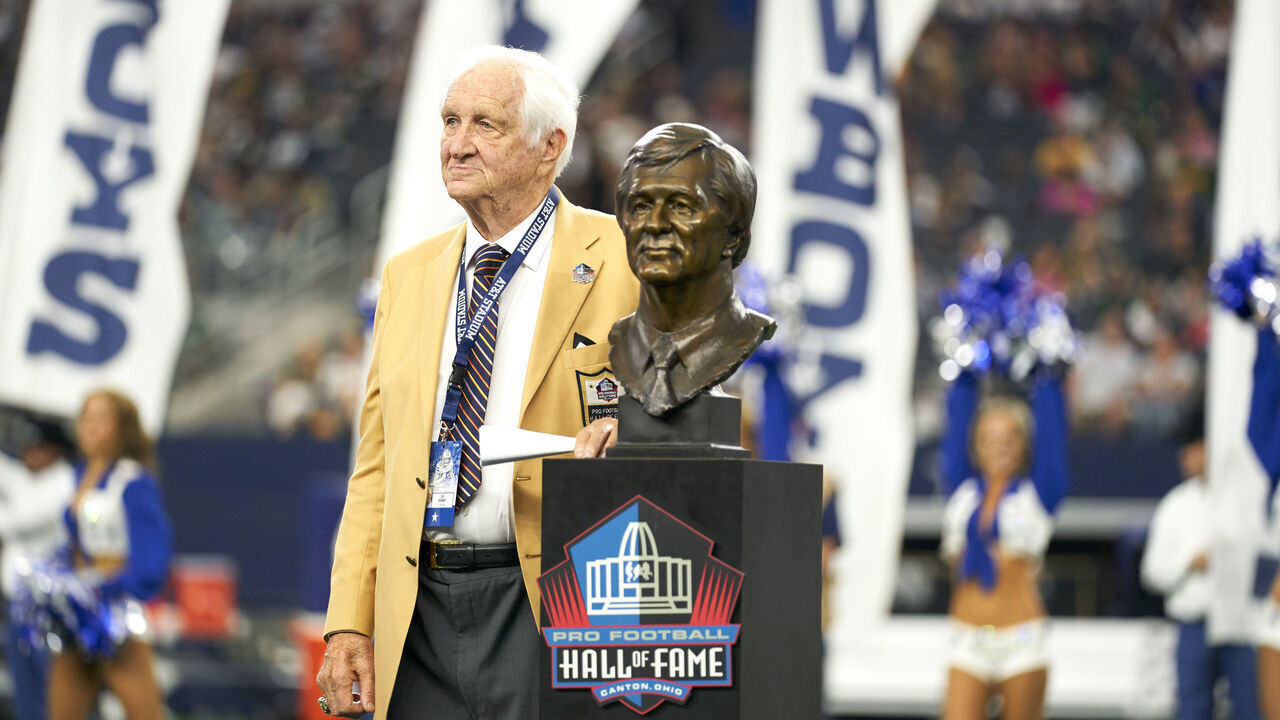 ARLINGTON, TEXAS - OCTOBER 06: Gil Brandt stands during his Hall of Fame ring ceremony at halftime of an NFL football game between the Dallas Cowboys and Philadelphia Eagles, Sunday, Oct. 6, 2019, in Arlington, Texas.