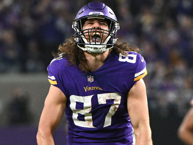 MINNEAPOLIS, MINNESOTA - JANUARY 15: T.J. Hockenson #87 of the Minnesota Vikings reacts after a play against the New York Giants during the first half in the NFC Wild Card playoff game at U.S. Bank Stadium on January 15, 2023 in Minneapolis, Minnesota.