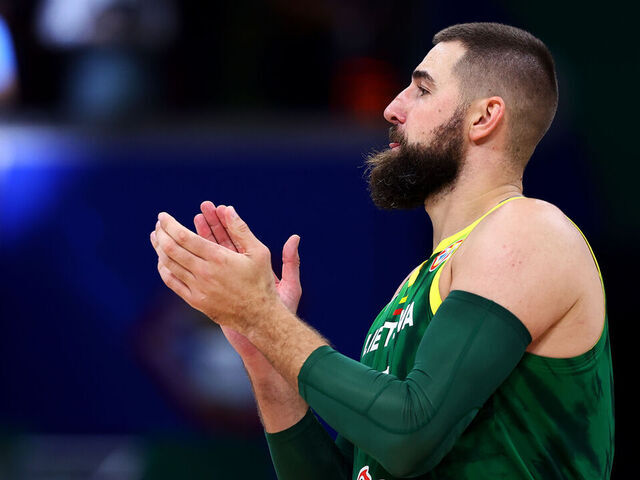 MANILA, PHILIPPINES - SEPTEMBER 03: Jonas Valanciunas #17 of Lithuania celebrates after the FIBA Basketball World Cup 2nd Round Group J victory over the United States at Mall of Asia Arena on September 03, 2023 in Manila, Philippines. Lithuania won 110-104.