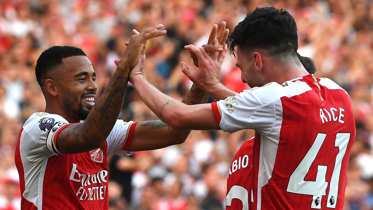 LONDON, ENGLAND - SEPTEMBER 03: Gabriel Jesus of Arsenal celebrates after scoring the team's third goal during the Premier League match between Arsenal FC and Manchester United at Emirates Stadium on September 03, 2023 in London, England.