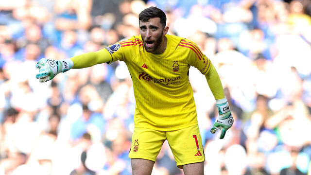LONDON, ENGLAND - SEPTEMBER 02: Matt Turner of Nottingham Forest issues instructions during the Premier League match between Chelsea FC and Nottingham Forest at Stamford Bridge on September 02, 2023 in London, England.