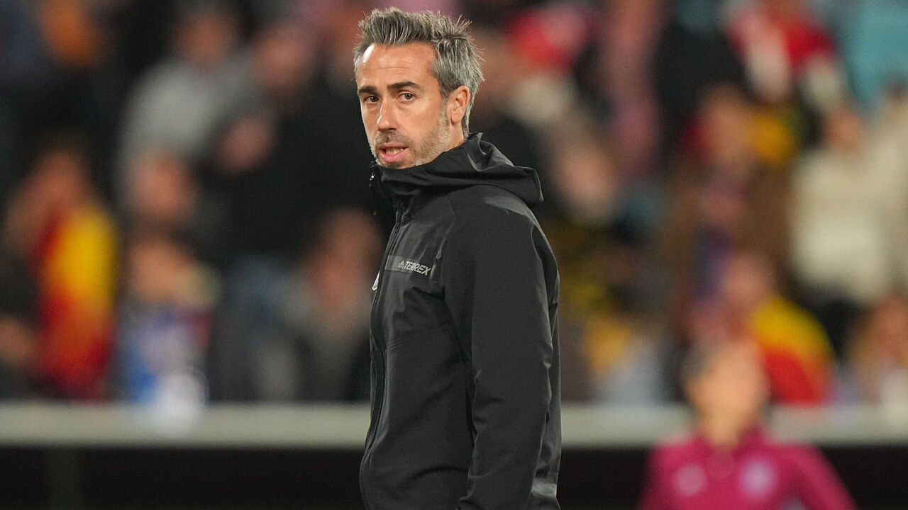 Soccer: FIFA World Cup: Spain coach Jorge Vilda looks on vs England during the Final match at Stadium Australia. Sydney, Australia 8/20/2023 CREDIT: Erick W. Rasco (Set Number: X164402 TK1)