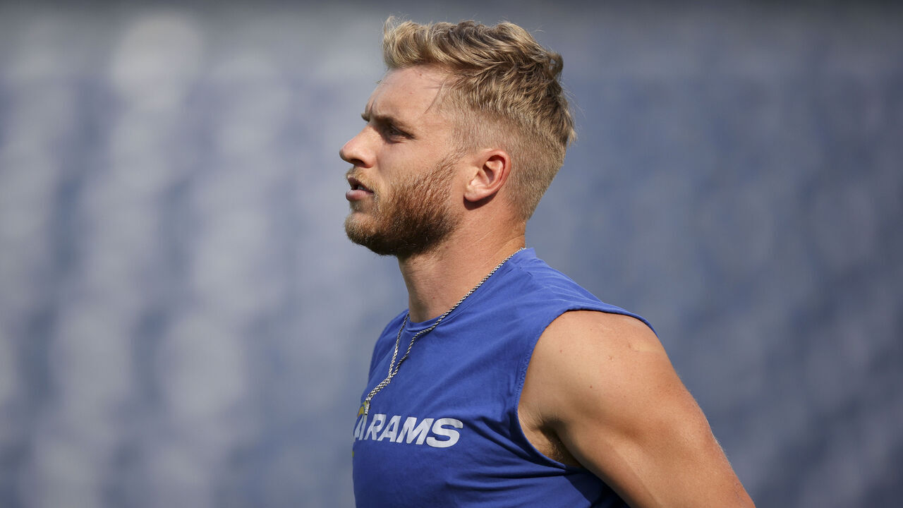 DENVER, COLORADO - AUGUST 26: Cooper Kupp #10 of the Los Angeles Rams warms up before the preseason game against the Denver Broncos at Empower Field At Mile High on August 26, 2023 in Denver, Colorado.