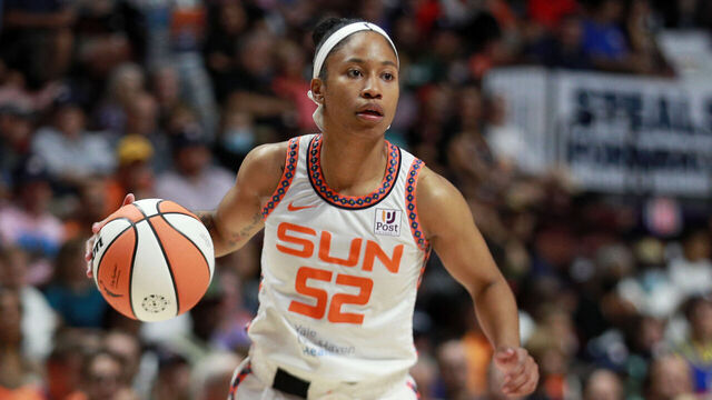 UNCASVILLE, CT - SEPTEMBER 8: Tyasha Harris #52 of the Connecticut Sun dribbles the ball during the game against the Indiana Fever on September 8, 2023 at the Mohegan Sun Arena in Uncasville, Connecticut. Mandatory Copyright Notice: Copyright 2023 NBAE