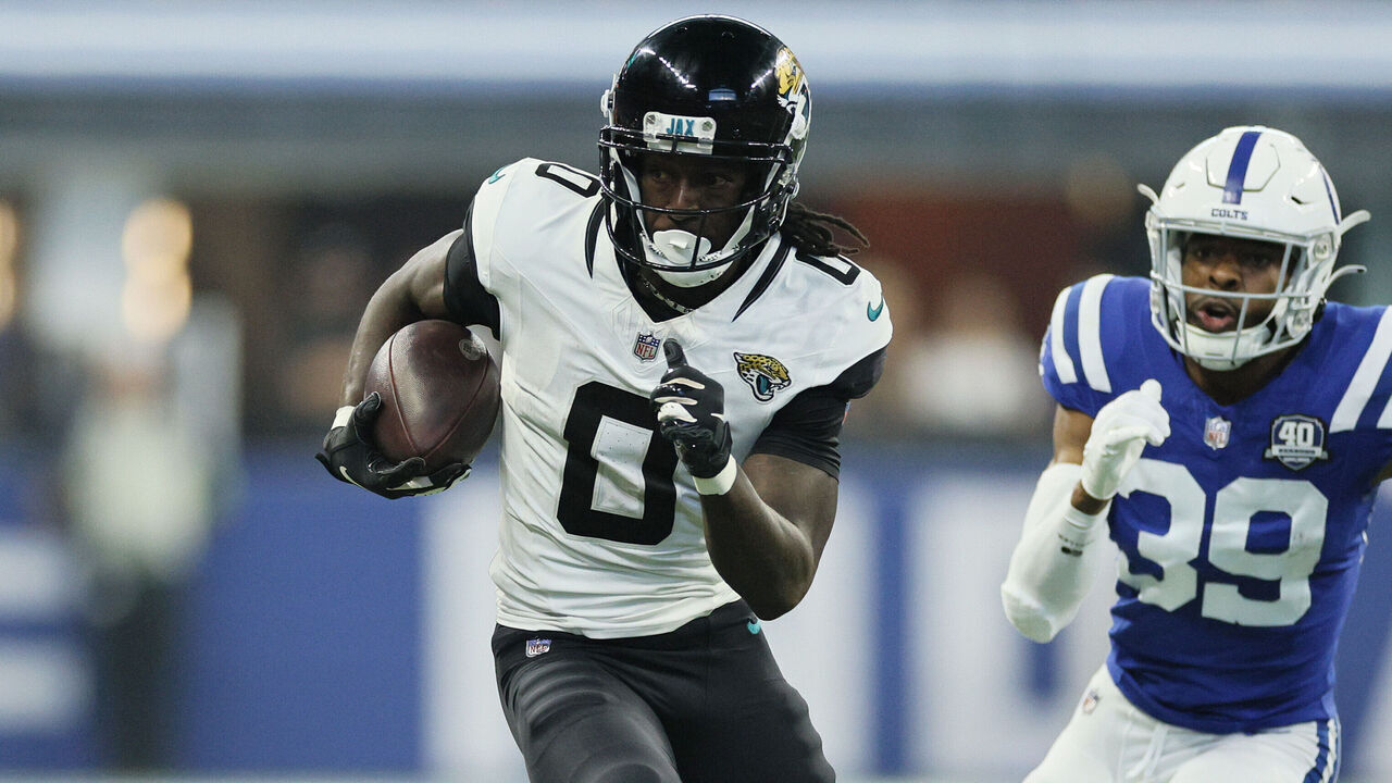 INDIANAPOLIS, INDIANA - SEPTEMBER 10: Calvin Ridley #0 of the Jacksonville Jaguars runs the ball up the field against Darrell Baker Jr. #39 of the Indianapolis Colts in the second quarter of a game at Lucas Oil Stadium on September 10, 2023 in Indianapolis, Indiana.