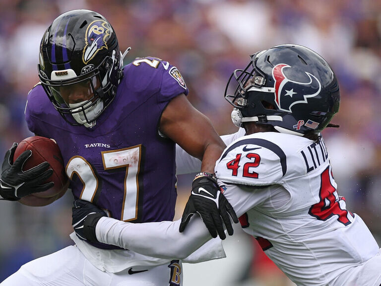 Ravens' Dobbins done for season after suffering torn Achilles vs