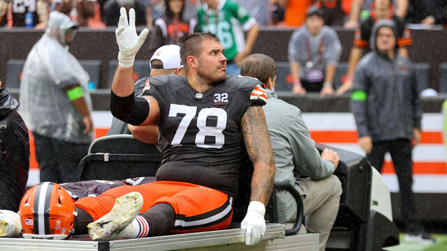 CLEVELAND, OH - SEPTEMBER 10: Cleveland Browns offensive tackle Jack Conklin (78) leaves the field on a cart after injuring his leg during the second quarter of the National Football League game between the Cincinnati Bengals and Cleveland Browns on September 10, 2023, at Cleveland Browns Stadium in Cleveland, OH.