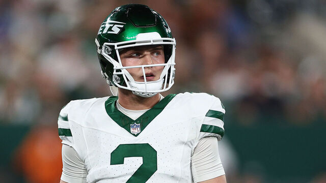 EAST RUTHERFORD, NEW JERSEY - SEPTEMBER 11: Quarterback Zach Wilson #2 of the New York Jets reacts during the third quarter of the NFL game against the Buffalo Bills at MetLife Stadium on September 11, 2023 in East Rutherford, New Jersey.