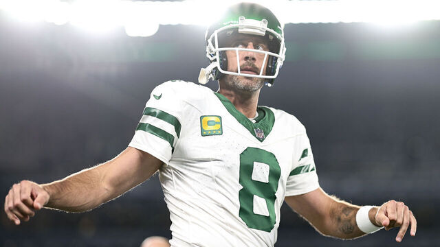 EAST RUTHERFORD, NEW JERSEY - SEPTEMBER 11: Aaron Rodgers #8 of the New York Jets stretches as he warms up prior to a game against the Buffalo Bills at MetLife Stadium on September 11, 2023 in East Rutherford, New Jersey.