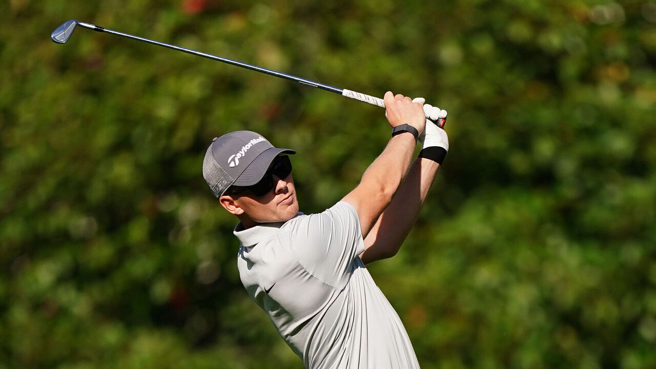 Marcus Helligkilde on the eighteenth during day one of the 2023 BMW PGA Championship at Wentworth Golf Club in Virginia Water, Surrey. Picture date: Thursday September 14, 2023.