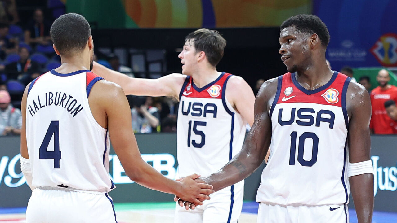 MANILA, PHILIPPINES - SEPTEMBER 10: Tyrese Haliburton #4 of the USA Men's Senior National Team high fives Anthony Edwards #10 during the game against Canada in the Bronze Medal Game as part of the 2023 FIBA World Cup on September 10, 2023 at Mall of Asia Arena in Manila, Philippines. NOTE TO USER: User expressly acknowledges and agrees that, by downloading and/or using this photograph, user is consenting to the terms and conditions of the Getty Images License Agreement. Mandatory Copyright Notice: Copyright 2023 NBAE