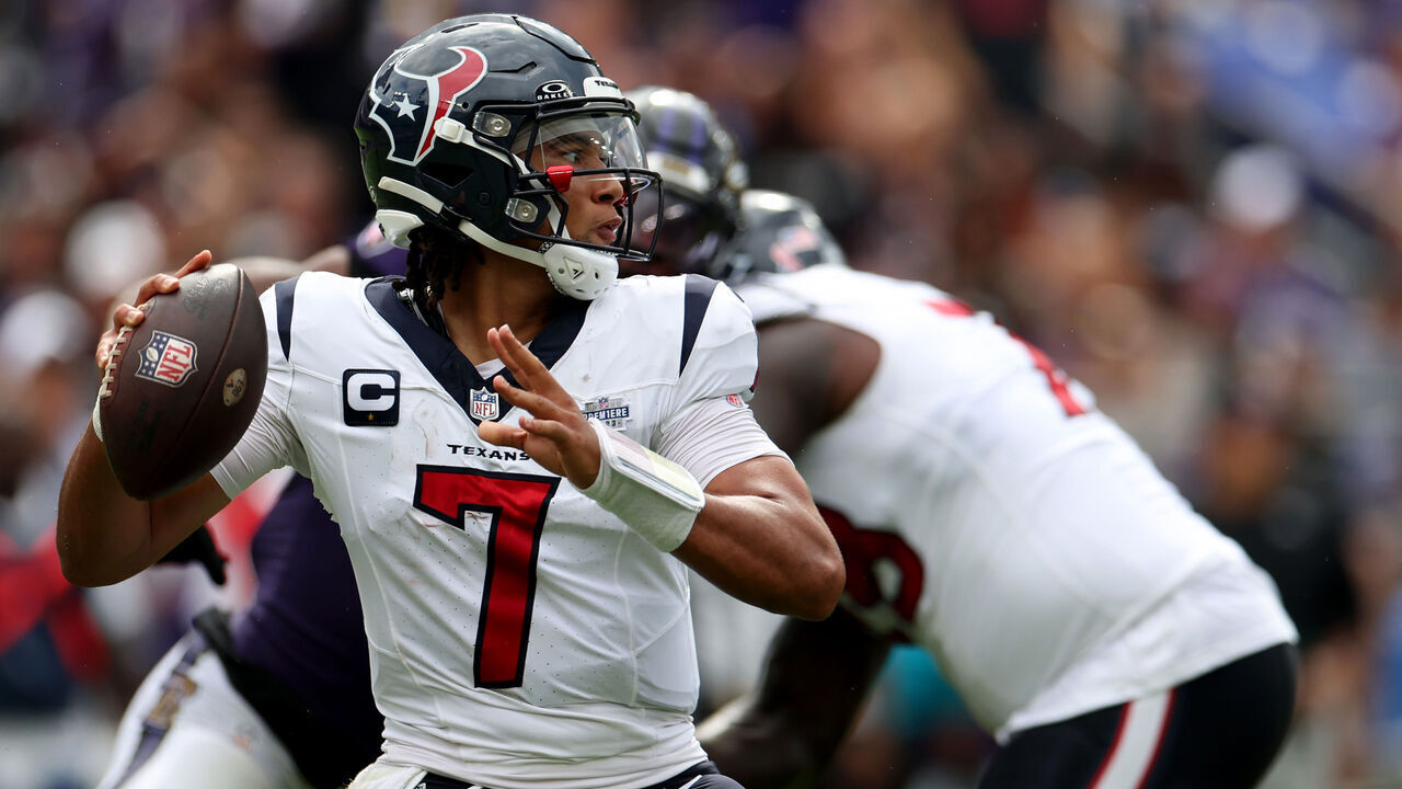BALTIMORE, MARYLAND - SEPTEMBER 10: Quarterback C.J. Stroud #7 of the Houston Texans drops back to pass against the Baltimore Ravens at M&T Bank Stadium on September 10, 2023 in Baltimore, Maryland.
