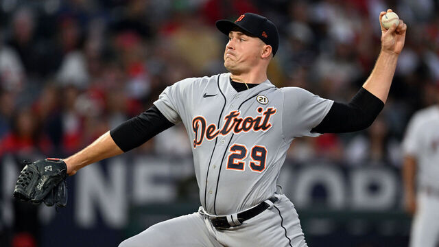 ANAHEIM, CA - SEPTEMBER 15: Detroit Tigers pitcher Tarik Skubal (29) pitching during an MLB baseball game against the Los Angeles Angels played on September 15, 2023 at Angel Stadium in Anaheim, CA.