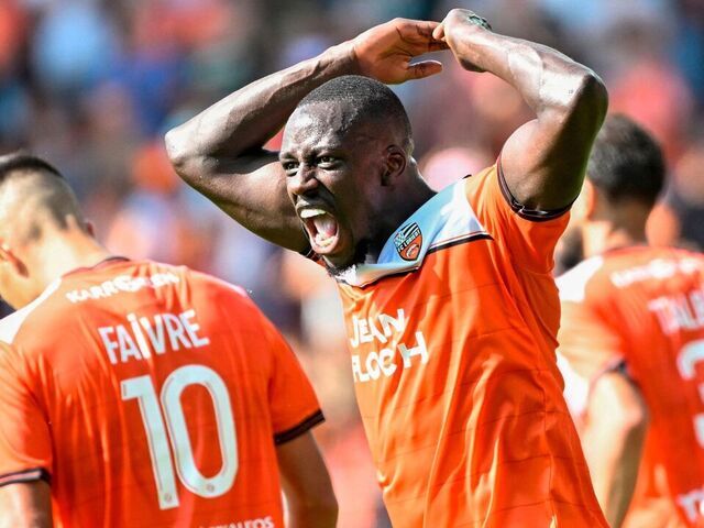Benjamin Mendy - Câu Chuyện Buồn Sau Ánh Hào Quang Benjamin Mendy - Câu Chuyện Buồn Sau Ánh Hào Quang