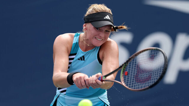 NEW YORK, NEW YORK - AUGUST 29: Ashlyn Krueger of the United States returns a shot against Marie Bouzkova of the Czech Republic during their Women's Singles First Round match on Day Two of the 2023 US Open at the USTA Billie Jean King National Tennis Center on August 29, 2023 in the Flushing neighborhood of the Queens borough of New York City.