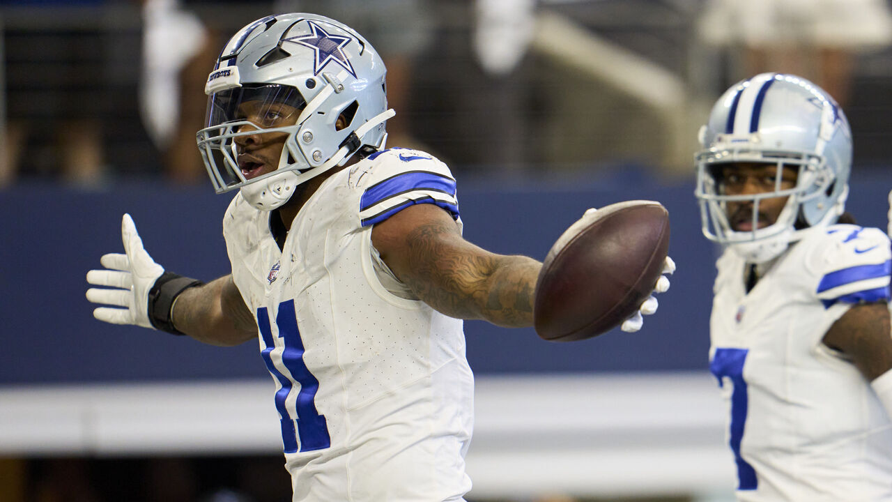 ARLINGTON, TX - SEPTEMBER 17: Micah Parsons #11 of the Dallas Cowboys celebrates after recovering a fumble against the New York Jets during the second half at AT&T Stadium on September 17, 2023 in Arlington, Texas.