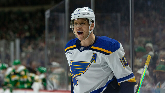 SAINT PAUL, MN - JANUARY 08: St. Louis Blues center Brayden Schenn (10) celebrates scoring a goal during the NHL game between the St. Louis Blues and Minnesota Wild, on January 8th, 2022, at the Xcel Energy Center in Saint Paul, MN.