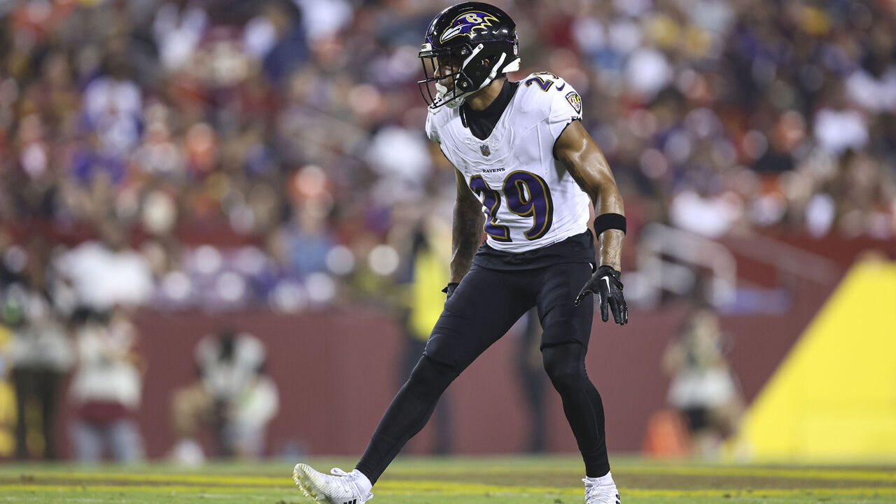 Ravens Place Ar'Darius Washington on Injured Reserve, sign Sam Mustipher to  53-man roster