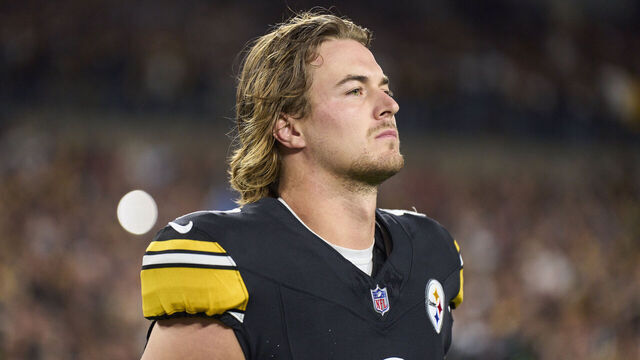 PITTSBURGH, PA - SEPTEMBER 18: Kenny Pickett #8 of the Pittsburgh Steelers looks on from the sideline before kickoff against the Cleveland Browns at Acrisure Stadium on September 18, 2023 in Pittsburgh, Pennsylvania.