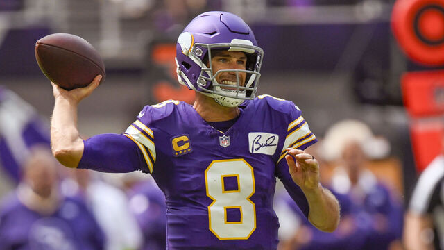 MINNEAPOLIS, MN - SEPTEMBER 10: Minnesota Vikings quarterback Kirk Cousins (8) makes a pass during an NFL game between the Minnesota Vikings and Tampa Bay Buccaneers on September 10, 2023, at U.S. Bank Stadium in Minneapolis, MN.