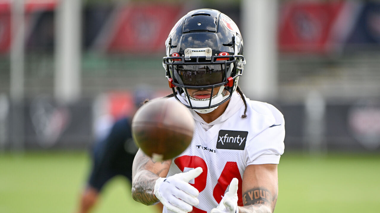 HOUSTON, TX - JULY 26: Houston Texans cornerback Derek Stingley Jr. (24) makes a catch during day 1 of the Texans Training Camp at Houston Methodist Training Center on July 26, 2023, in Houston, Texas.