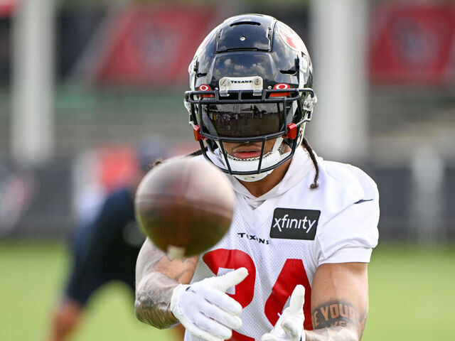 Report: Texans' Stingley injures hamstring, set to miss Week 3 vs