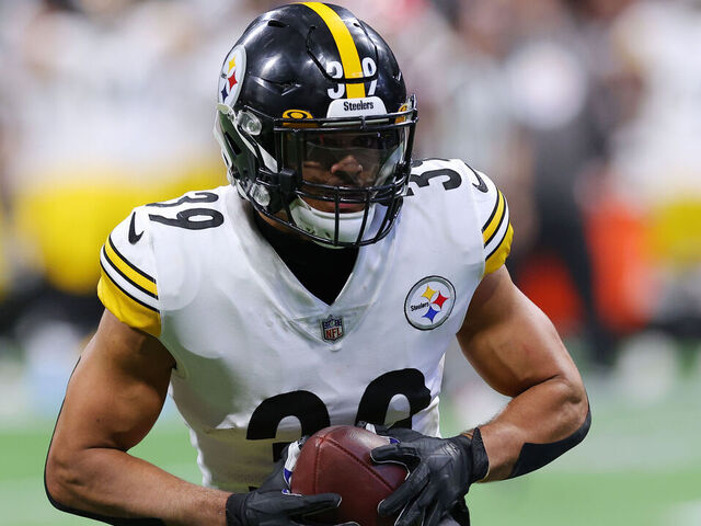 Pittsburgh Steelers safety Minkah Fitzpatrick (39) celebrates an