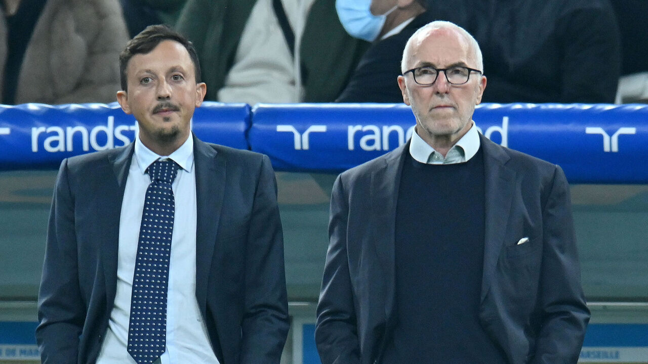 MARSEILLE, FRANCE - OCTOBER 24 : (From left to right) Olympique de Marseille president Pablo Longoria and owner Frank McCourt before the Ligue 1 Uber Eats match between Marseille and Paris Saint Germain at Orange Velodrome on October 24, 2021 in Marseille, France.
