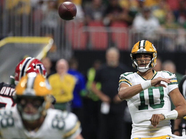 ATLANTA, GA - SEPTEMBER 17: Green Bay Packers quarterback Jordan Love #10 throws the football during the NFL game between the Green Bay Packers and the Atlanta Falcons on September 17, 2023 at Mercedes-Benz Stadium in Atlanta, GA.