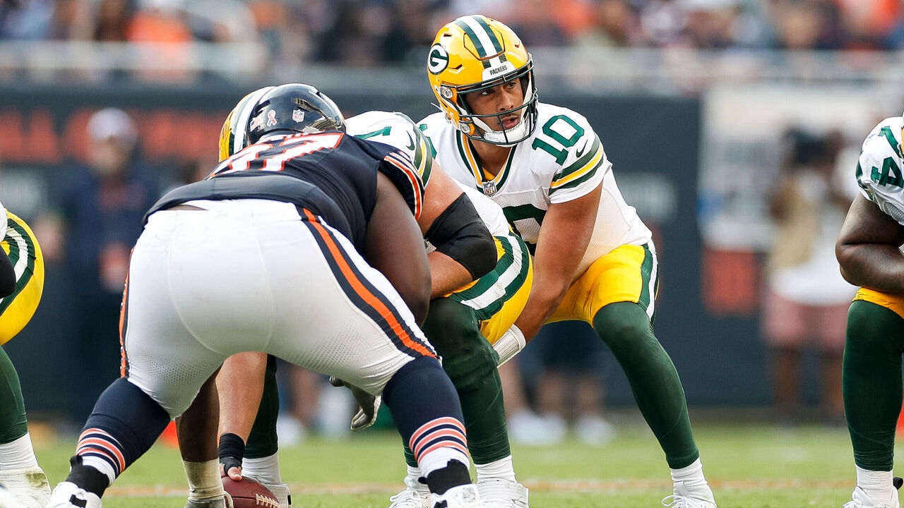 CHICAGO, IL - SEPTEMBER 10: Green Bay Packers quarterback Jordan Love (10) prepares for the snap under center in the second half during a regular season game between the Green Bay Packers and the Chicago Bears on September, 10, 2023, at Soldier Field in Chicago, IL.