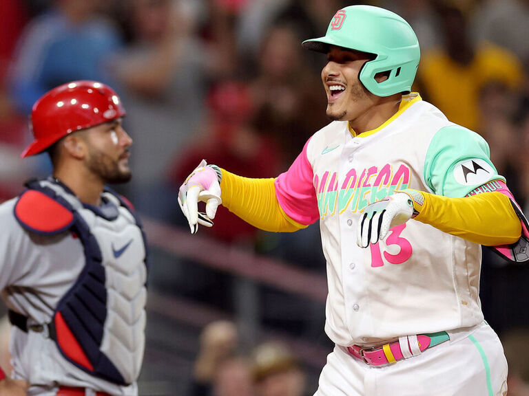 LEADING OFF: Padres optimistic Machado won't need IL stint –