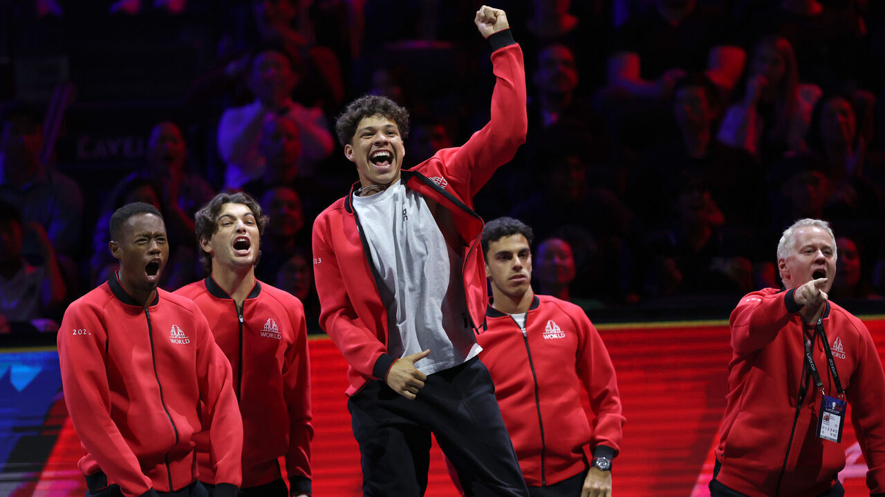 VANCOUVER, BRITISH COLUMBIA - SEPTEMBER 22: Ben Shelton and teammates on Team World celebrate after winning all matches during day one of the Laver Cup at Rogers Arena on September 22, 2023 in Vancouver, British Columbia.