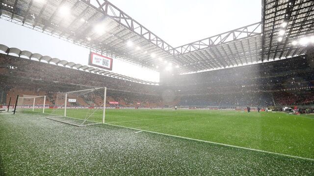 MILAN, ITALY - SEPTEMBER 23: A heavy thunderstorm with hail passes over before the Serie A TIM match between AC Milan and Hellas Verona FC at Stadio Giuseppe Meazza on September 23, 2023 in Milan, Italy.