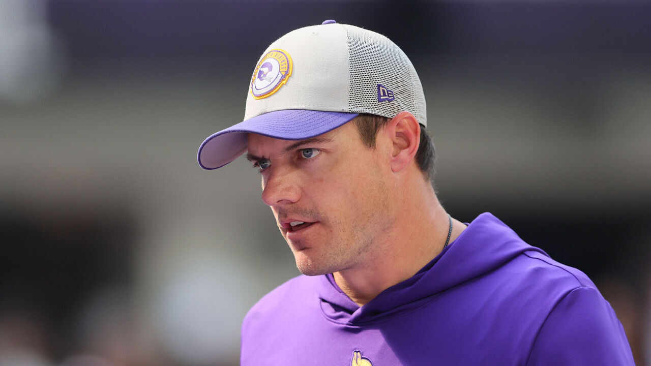 MINNEAPOLIS, MINNESOTA - SEPTEMBER 24: Minnesota Vikings Head Coach Kevin O'Connell on the sidelines during the game against the Los Angeles Chargers at U.S. Bank Stadium on September 24, 2023 in Minneapolis, Minnesota.The Los Angeles Chargers defeated the Minnesota Vikings 28-24.