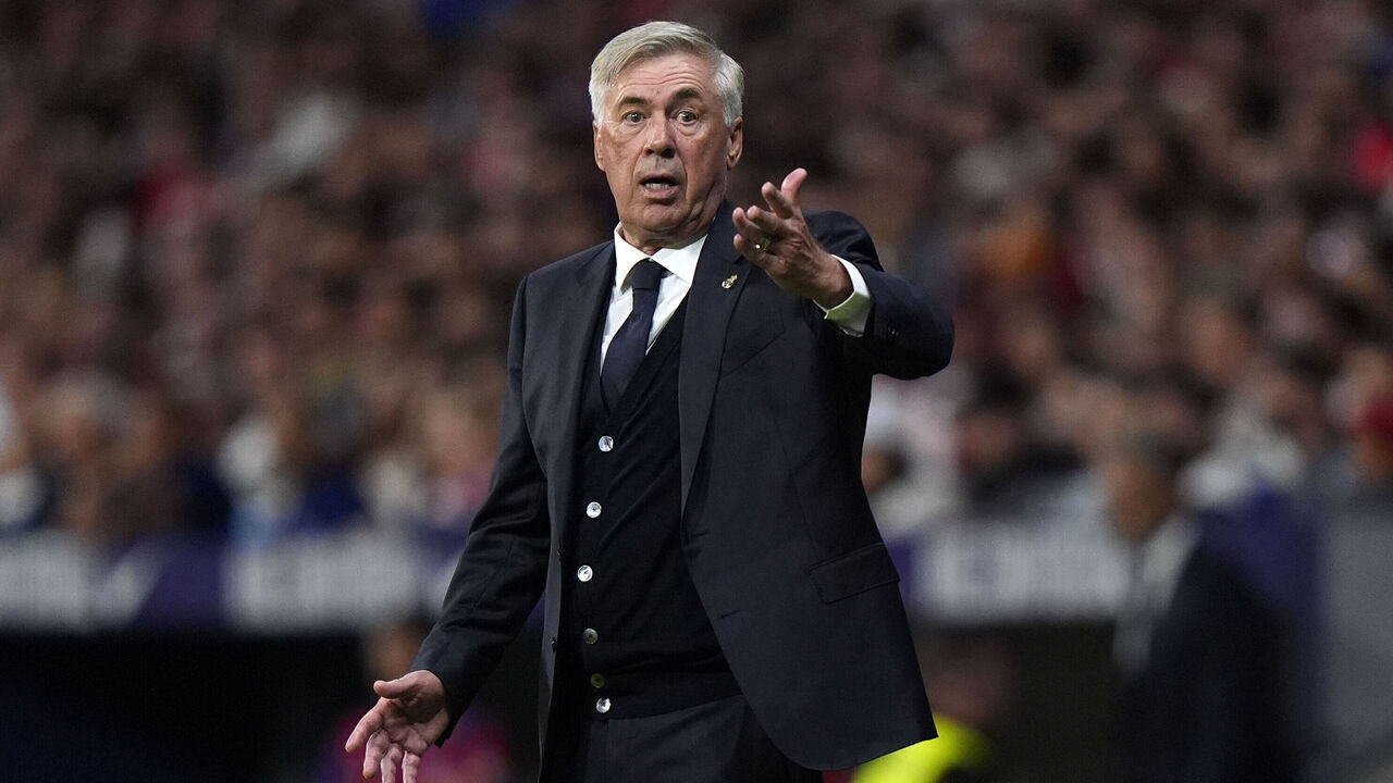 MADRID, SPAIN - SEPTEMBER 24: Ancelotti head Coach of Real Madrid CF reacts during the LaLiga EA Sports match between Atletico Madrid and Real Madrid CF at Civitas Metropolitano Stadium on September 24, 2023 in Madrid, Spain.