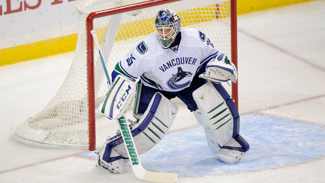 ST. PAUL, MN - FEBRUARY 7: Cory Schneider #35 of the Vancouver Canucks defends the net during the game against the Minnesota Wild on February 7, 2013 at Xcel Energy Center in St Paul, Minnesota.
