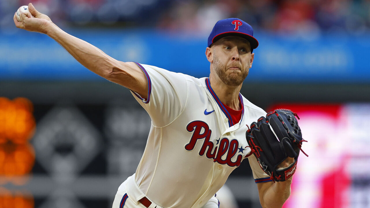 PHILADELPHIA, PENNSYLVANIA - SEPTEMBER 23: Zack Wheeler #45 of the Philadelphia Phillies in action against the New York Mets during a game at Citizens Bank Park on September 23, 2023 in Philadelphia, Pennsylvania.