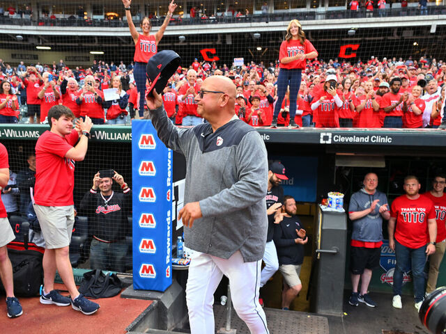 Cleveland Guardians Manager Terry Francona's final home game before  retirement