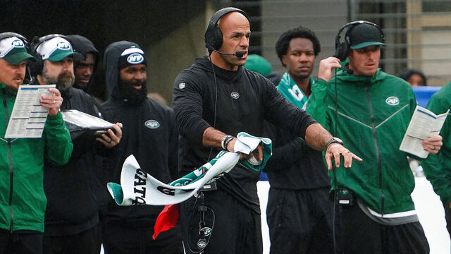 East Rutherford, NJ - September 24: New York Jets head coach Robert Saleh on the sidelines in the second quarter. The Jets lost to the New England Patriots, 15-10.