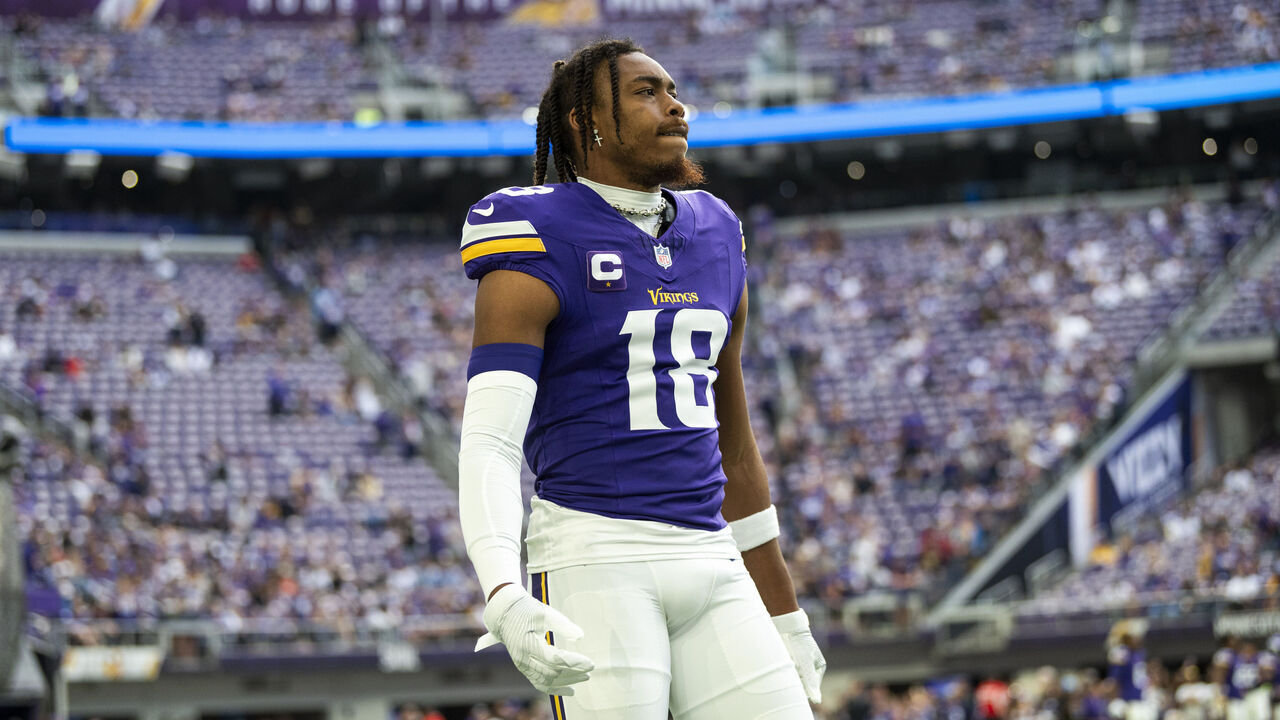 MINNEAPOLIS, MINNESOTA - SEPTEMBER 24: Justin Jefferson #18 of the Minnesota Vikings warms up before the game against the Los Angeles Chargers at U.S. Bank Stadium on September 24, 2023 in Minneapolis, Minnesota.