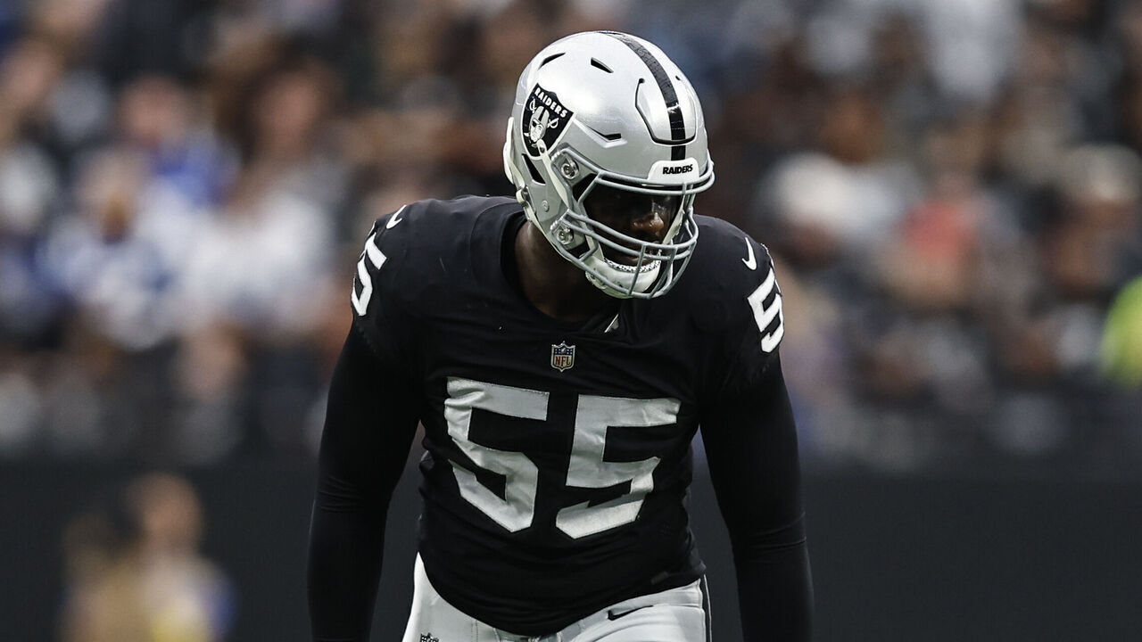 LAS VEGAS, NEVADA - NOVEMBER 13: Chandler Jones #55 of the Las Vegas Raiders lines up during an NFL game between the Las Vegas Raiders and the Indianapolis Colts at Allegiant Stadium on November 13, 2022 in Las Vegas, Nevada.