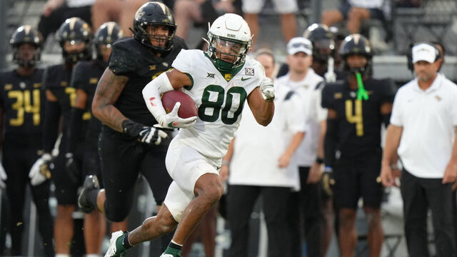 ORLANDO, FL - SEPTEMBER 30: Baylor Bears wide receiver Monaray Baldwin (80) runs after a catch in the second half during the game between the Baylor Bears and the UCF Knights on Saturday, Sept. 30, 2023 at FBC Mortgage Stadium in Orlando, Fla.
