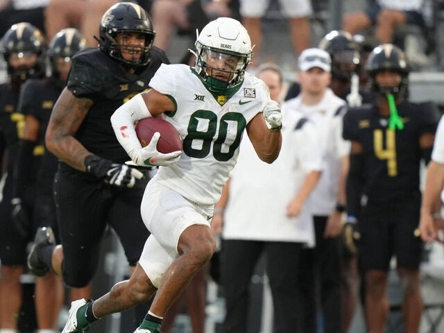 ORLANDO, FL - SEPTEMBER 30: Baylor Bears wide receiver Monaray Baldwin (80) runs after a catch in the second half during the game between the Baylor Bears and the UCF Knights on Saturday, Sept. 30, 2023 at FBC Mortgage Stadium in Orlando, Fla.